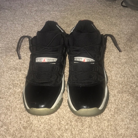 Jordan’s Infrared low top 11’s size 5.5 - Picture 2 of 3